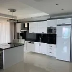 Apartmán Luxury Penthouse With Amazing Sea View First Row *